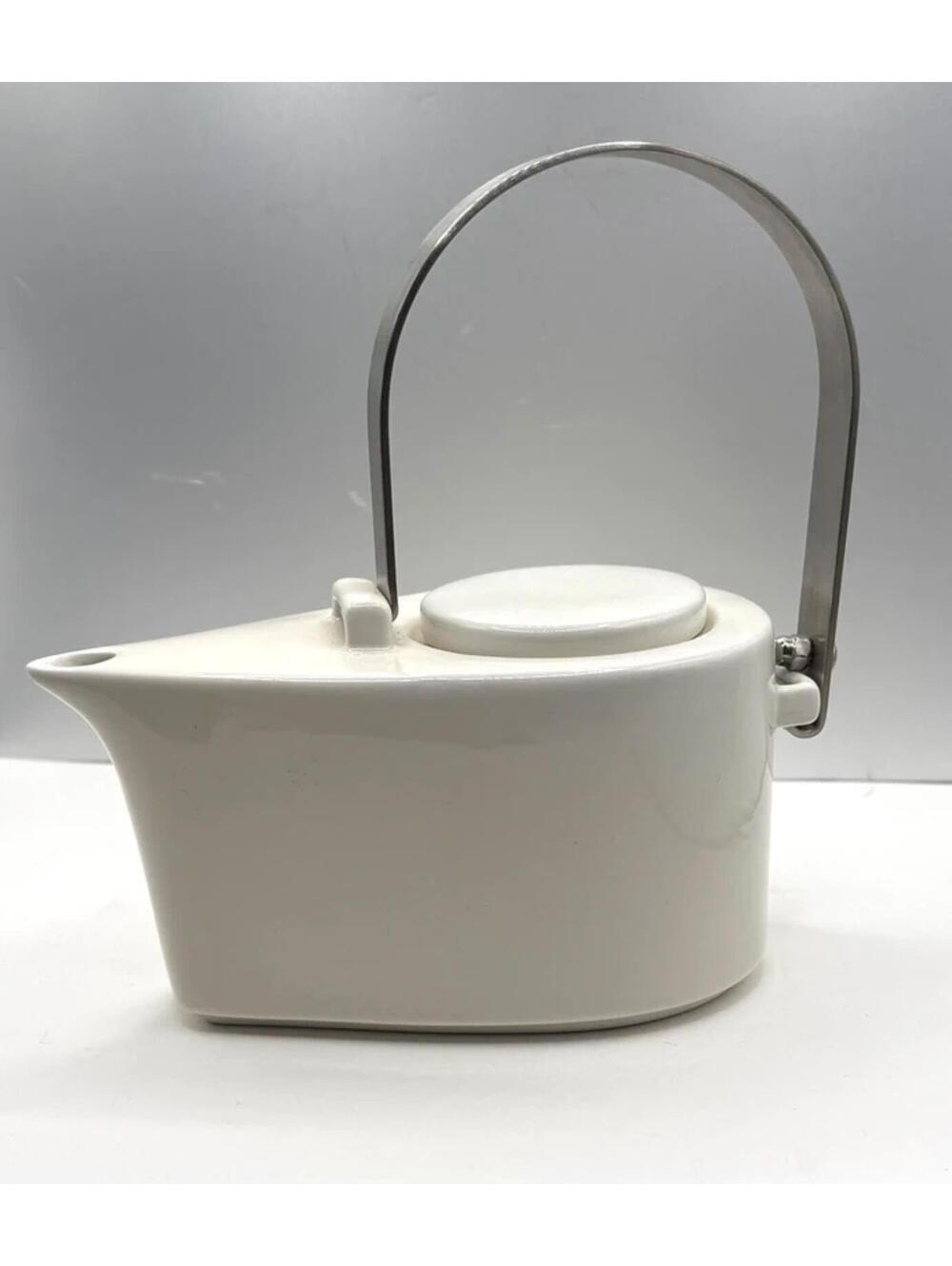 Tea Forte White Porcelain Modern Teardrop Teapot